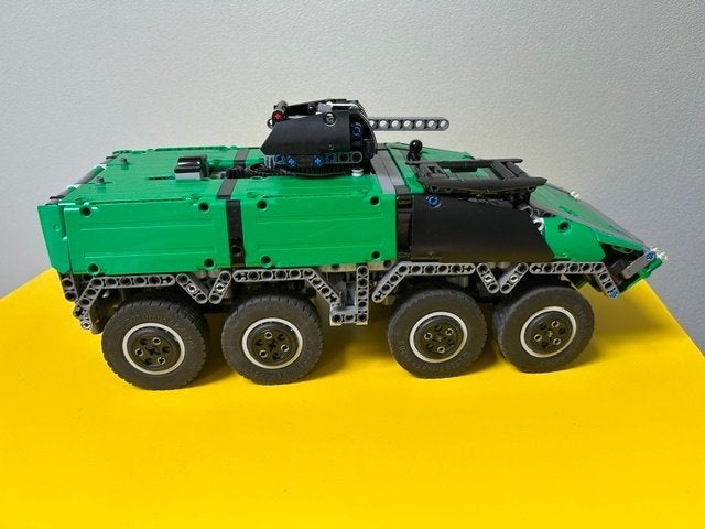 Lego Stryker M1126 APC, Lego, Ophalen of Verzenden, Zo goed als nieuw, Complete set