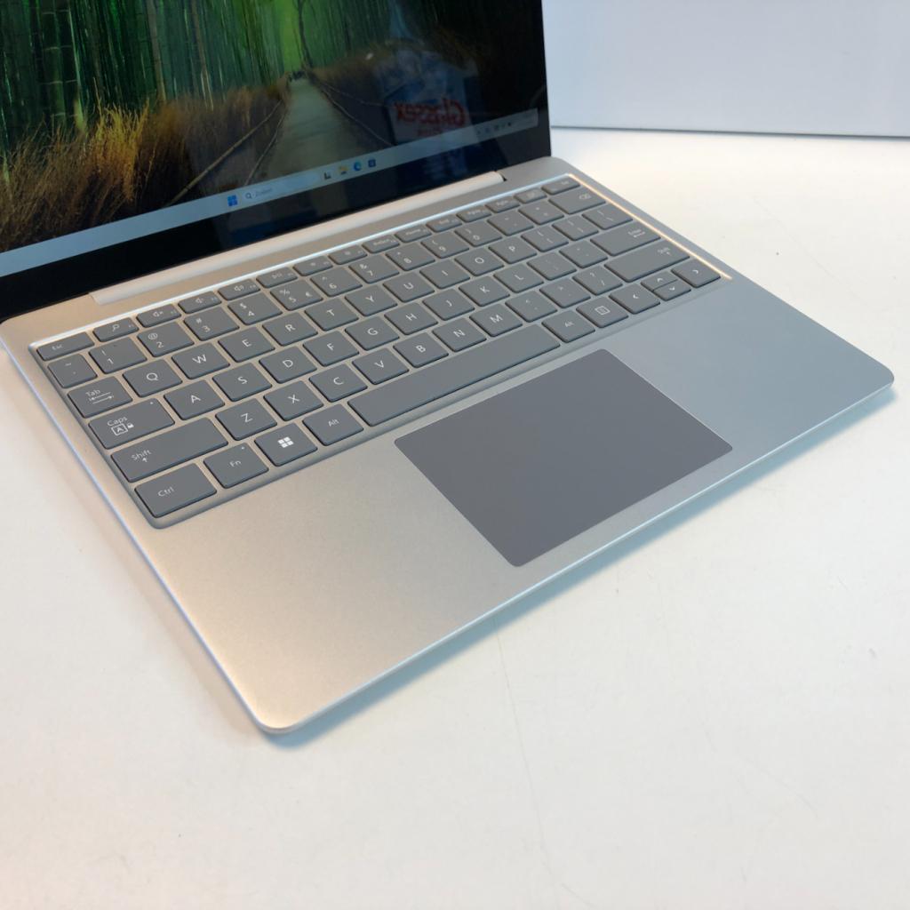 Microsoft Surface Laptop Go 2 | Nette staat!, Computers en Software, Windows Laptops, Microsoft, Zo goed als nieuw, Support@microsoft.com