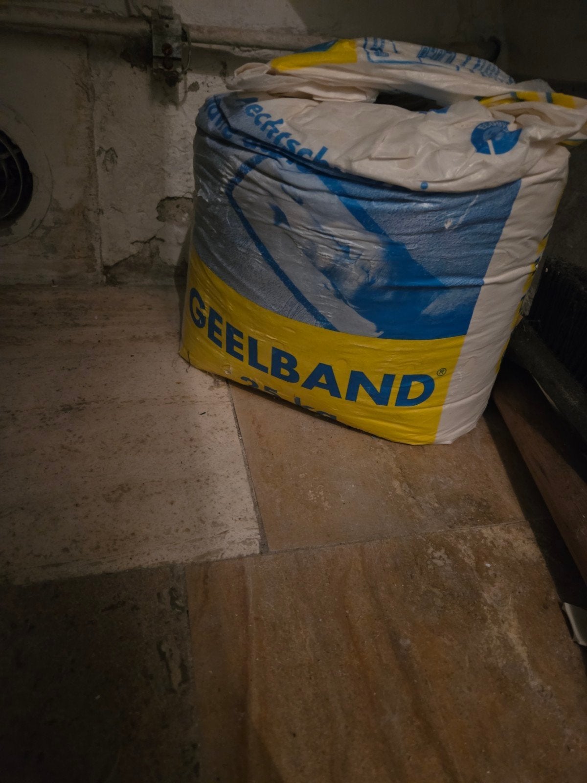 Zak Geelband stucgips, Ophalen of Verzenden, Gebruikt