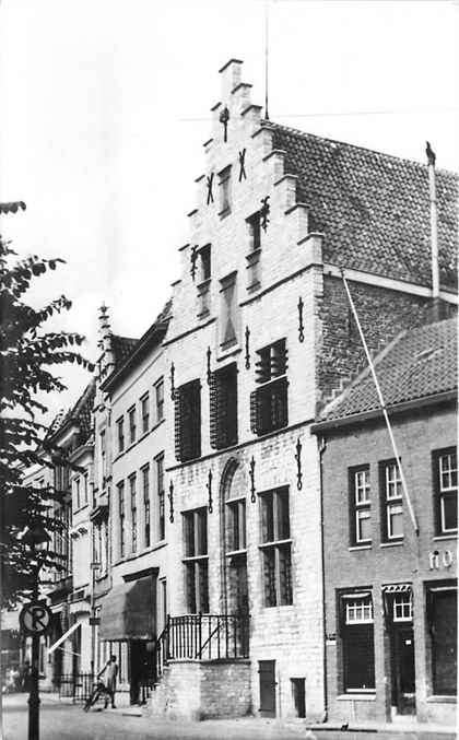 301-339-015 Zierikzee s Graven Steen, Verzenden, Voor 1920, Zeeland