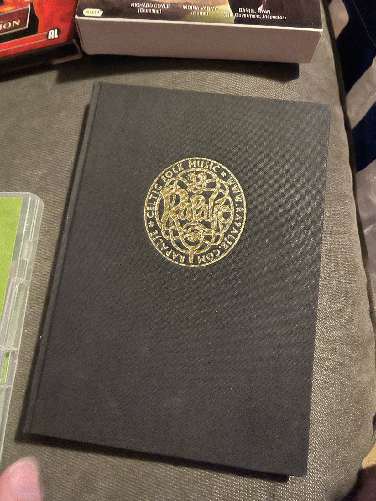 Rapalje Celtic Folk Music Boek Gesigneerd met dvd, Ophalen of Verzenden, Zo goed als nieuw, Artiest