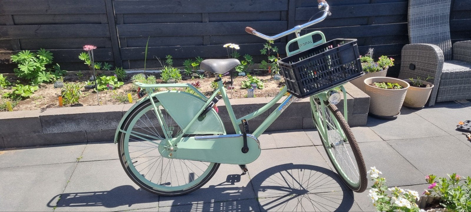 Batavus Damesfiets met Mandje - Zo goed als nieuw, Terugtraprem, (Extra) lage instap, Batavus, Ophalen of Verzenden