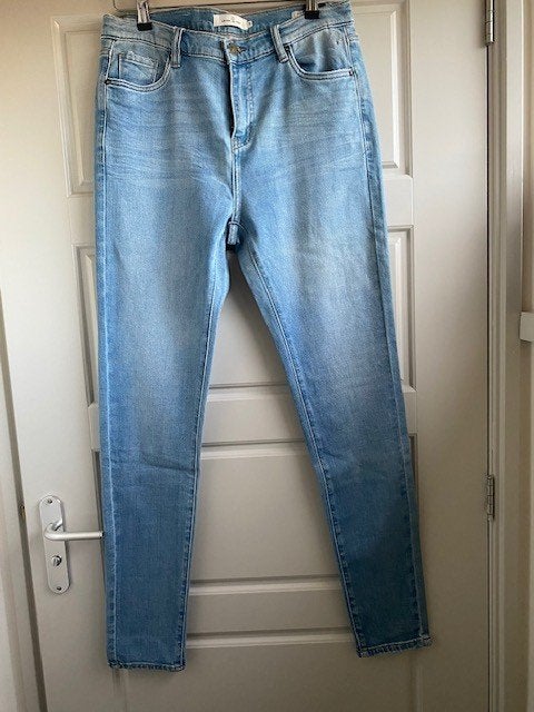 Nieuwe jeans van Circle of Trust Pippa Pacific maat 30, Kleding | Dames, Blauw, Nieuw, Ophalen of Verzenden, W30 - W32 (confectie 38/40)