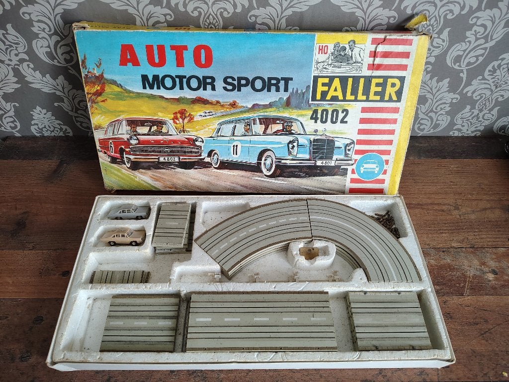 Racebaan 4000/ 2x Opel Diplomat/ Faller AMS/ Slotcar, Verzenden, Gebruikt, Elektrisch, Carrera