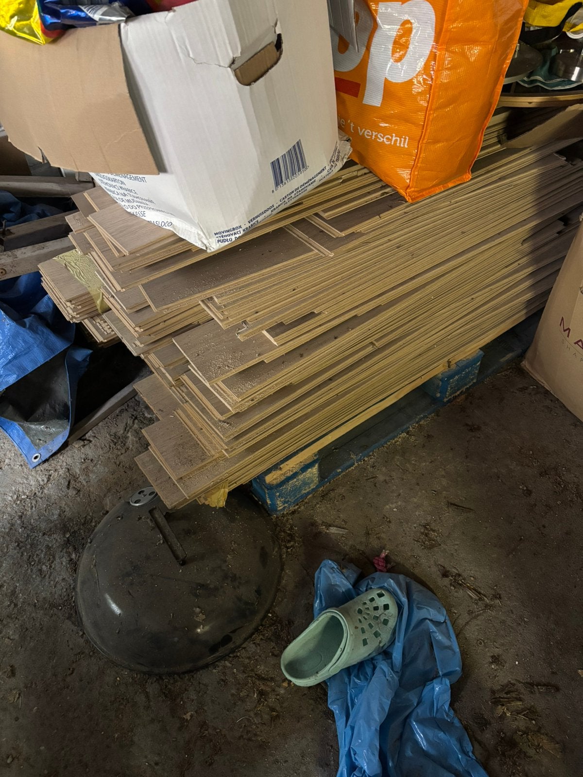 Pallet met wat laminaat, Huis en Inrichting, Ophalen