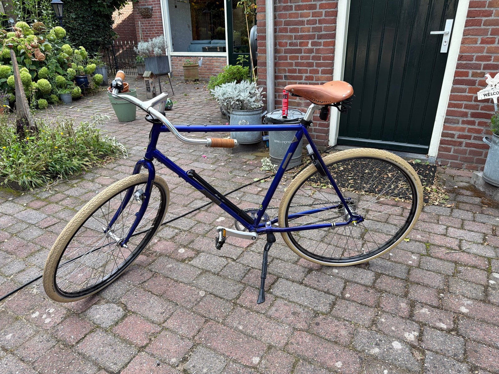 Mooie Azor fiets met Brooks zadel, Gebruikt, Velgrem, Versnellingen, 53 tot 57 cm