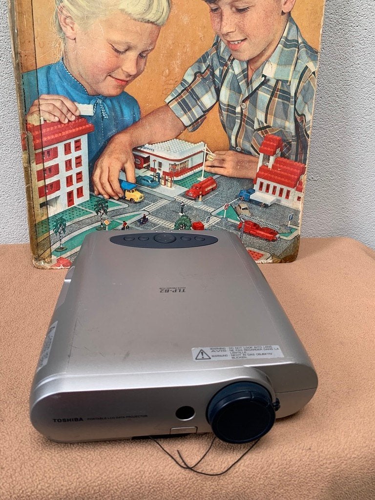 Toshiba Beamer, Verzenden, Overige resoluties, Toshiba, Gebruikt