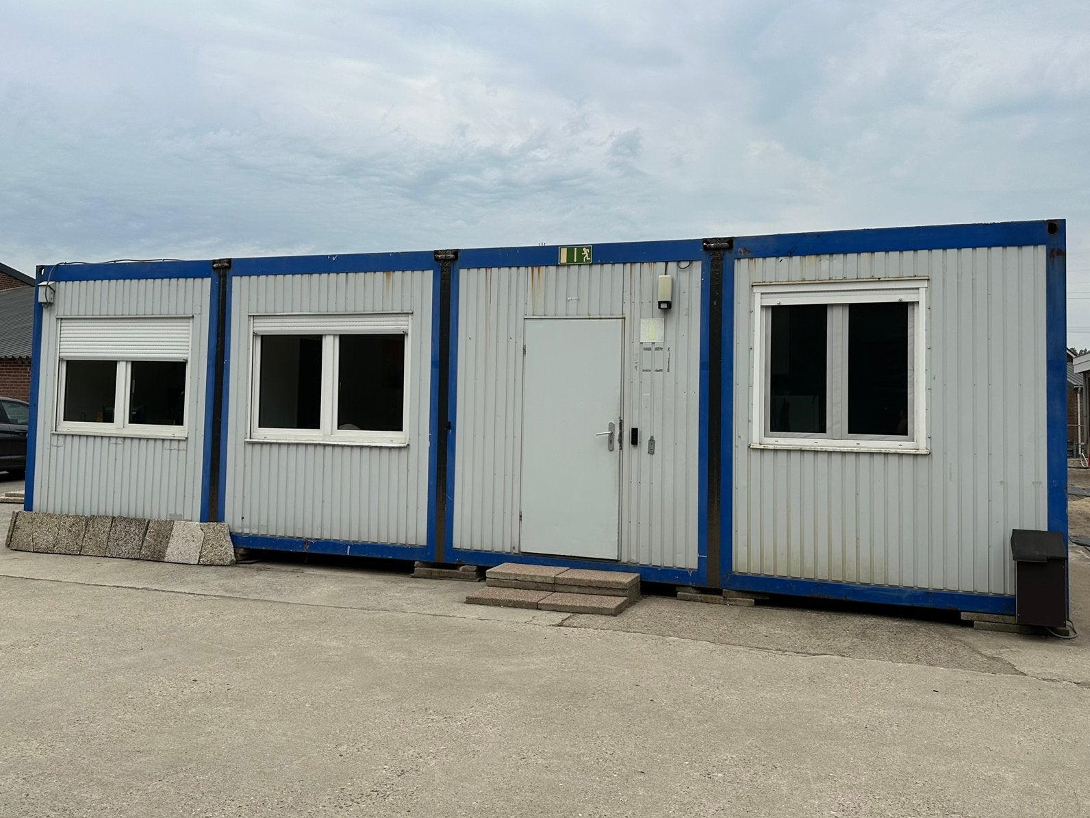 Woonunit gasloos met extr opslag container en bouwstroomkast, Ophalen