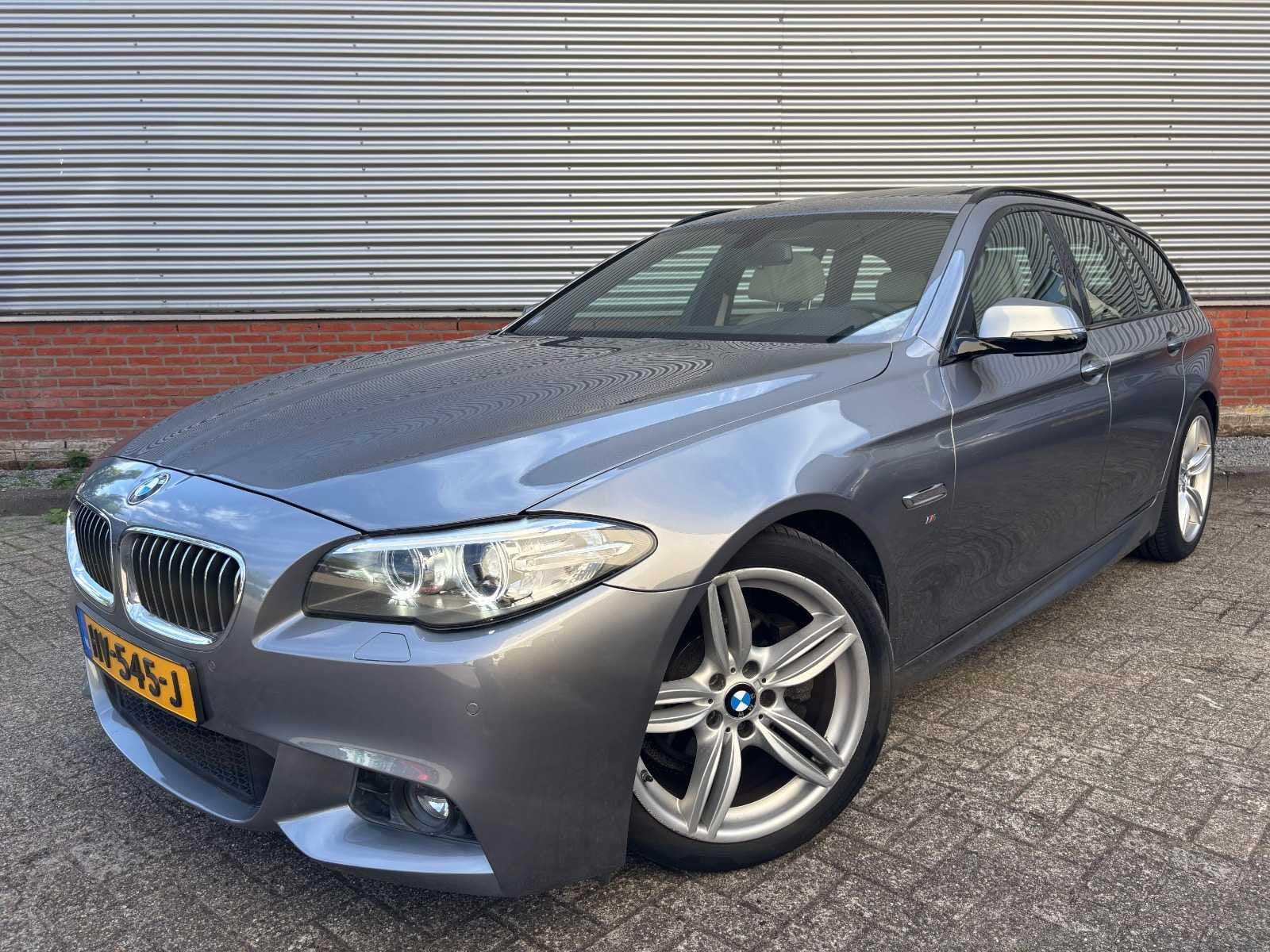 BMW 5-serie Touring 520i High Executive * HV-545-J, Auto's, Automaat, Gebruikt, Euro 6, 4 cilinders