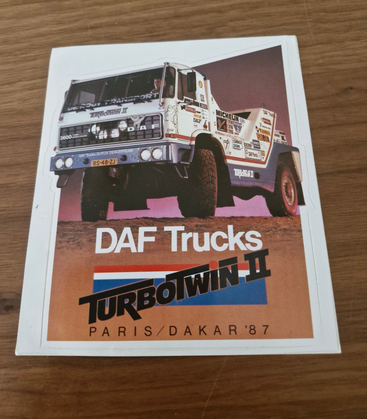 804 DAF Trucks TurboTwin II Parijs/Dakar '87 Sticker 17x15cm, Ophalen of Verzenden, Nieuw, Auto of Motor