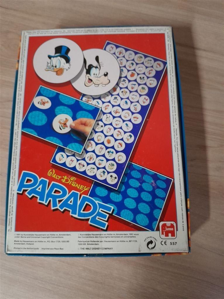 Walt disney - Parade - s1628, Hobby en Vrije tijd, Gezelschapsspellen | Bordspellen, Verzenden, Zo goed als nieuw