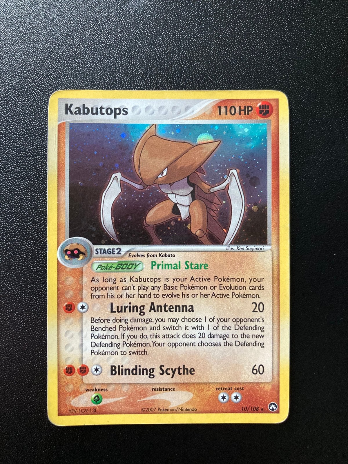 Pokemon kaart Kabutops Holo, Ophalen of Verzenden, Zo goed als nieuw