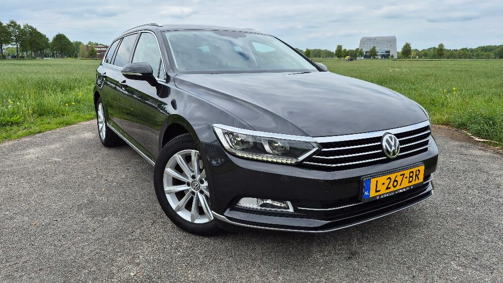 Volkswagen Passat Highline 150PK 2017 | Carplay | Sound, 4 cilinders, 150 pk, Zwart, Particulier