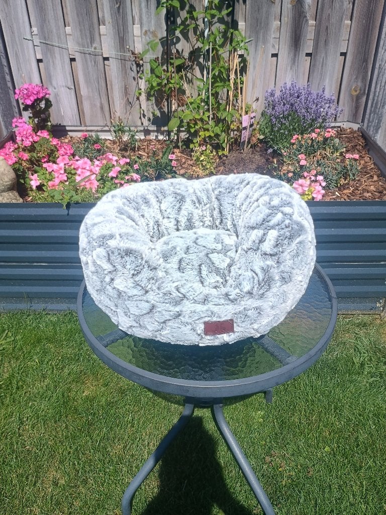 Te koop zeer mooi hond/kattenmand, Ophalen of Verzenden, Zo goed als nieuw, Polyester