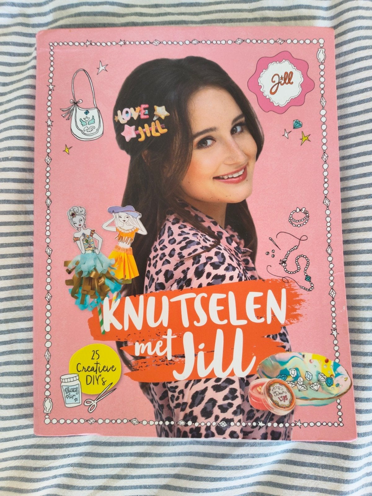 Knutselen met Jill - 25 Creatieve DIY's, Ophalen of Verzenden, Non-fictie