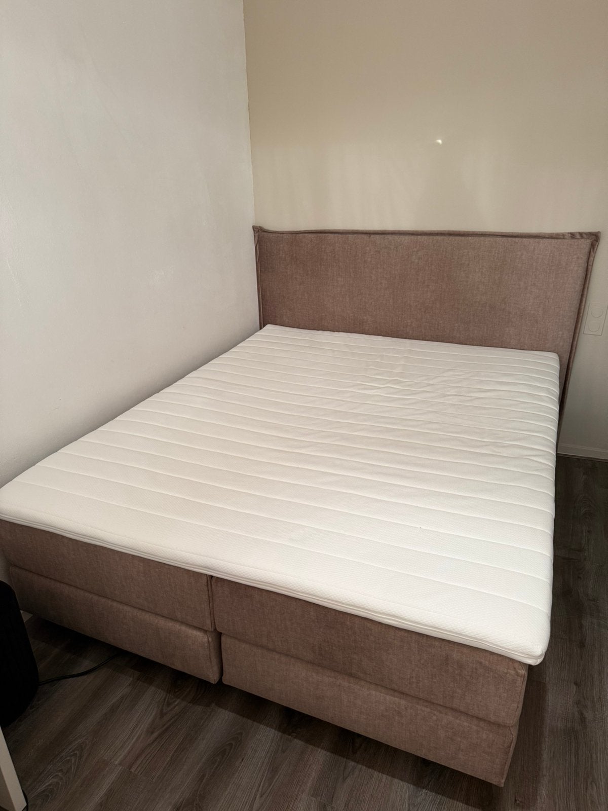 Nieuwe luxe boxspring 160x200 cm Velvet 3 jaar garantie, Bruin, Velvet, Tweepersoons, Ophalen of Verzenden