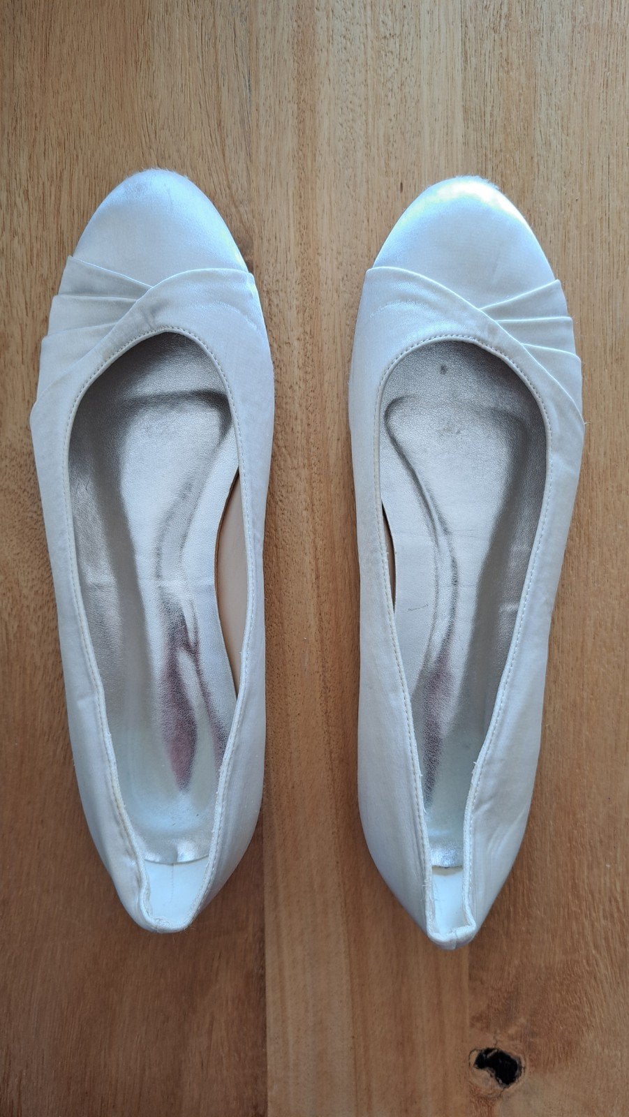 Ballerina's trouwschoenen ivoor satijn maat 40, Ophalen of Verzenden, Zo goed als nieuw, Wit, Schoenen