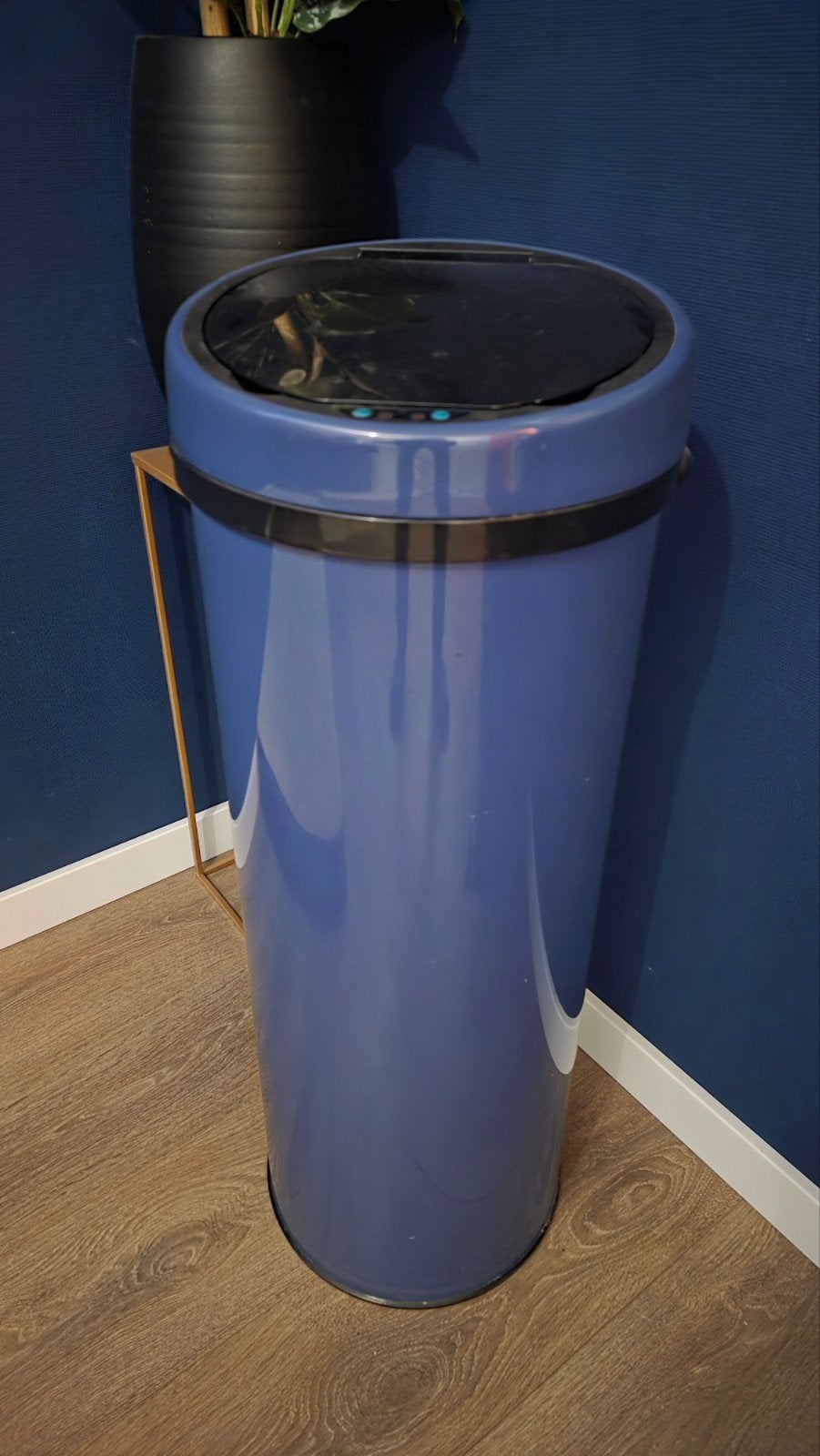 Sense touch-free sensor prullenbak 50L, blauw | Made, Huis en Inrichting, Woonaccessoires | Prullenbakken, Ophalen, Gebruikt, 40 liter of meer