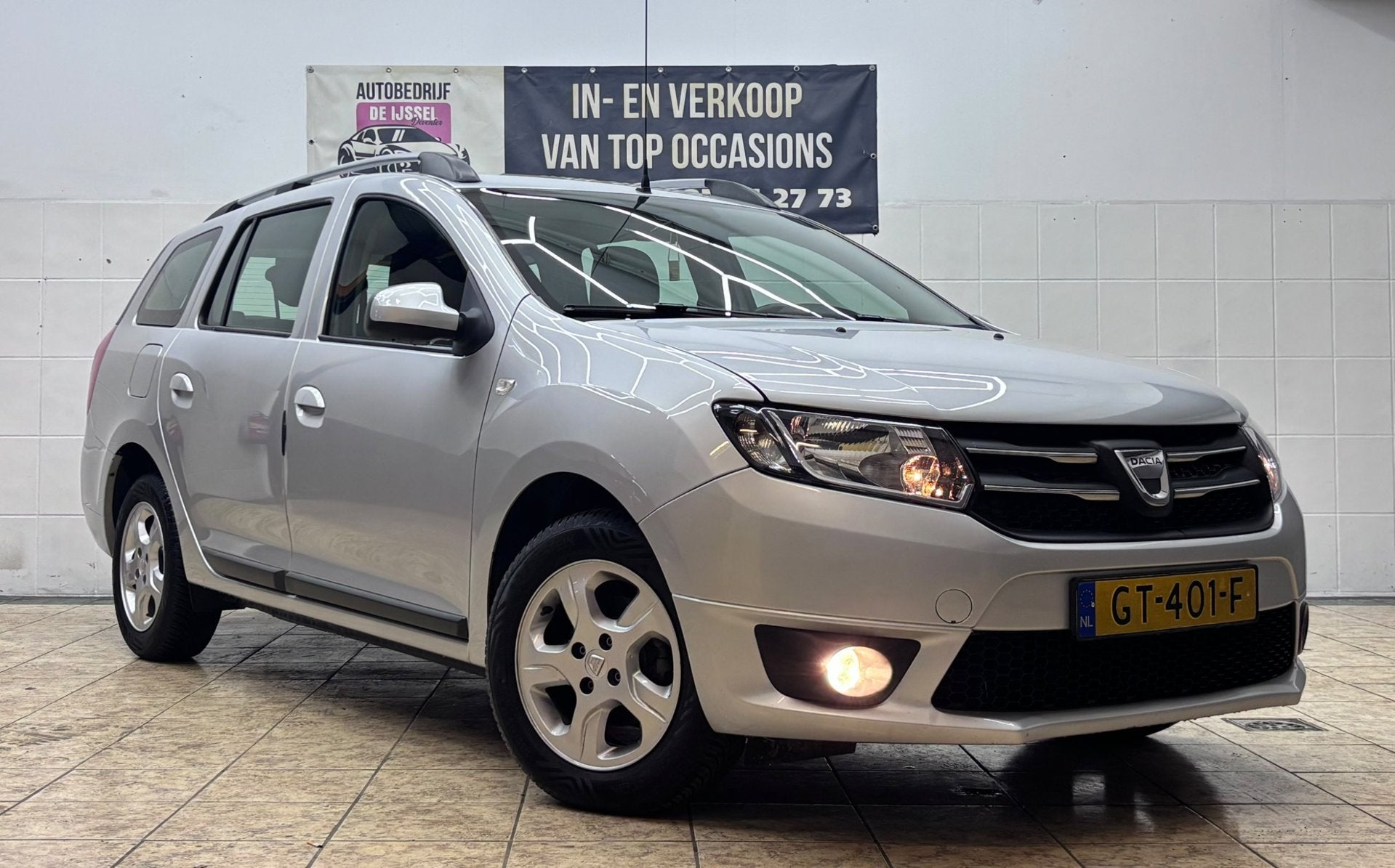 Dacia Logan MCV 0.9 TCe Prestige / 3DE EIGENAAR / DEALER OND, Auto's, Voorwielaandrijving, Stof, Euro 6, Origineel Nederlands