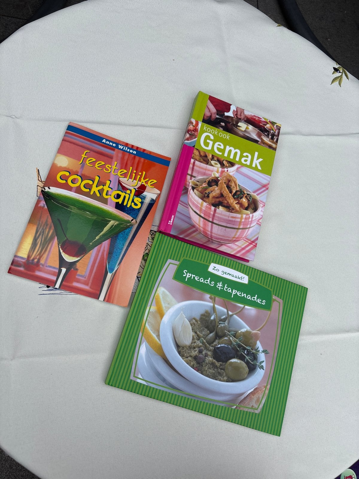 Kookboeken: Feestelijke cocktails, Gemak, Spreads & Tapenade, Ophalen of Verzenden, Gelezen, Voorgerechten en Soepen