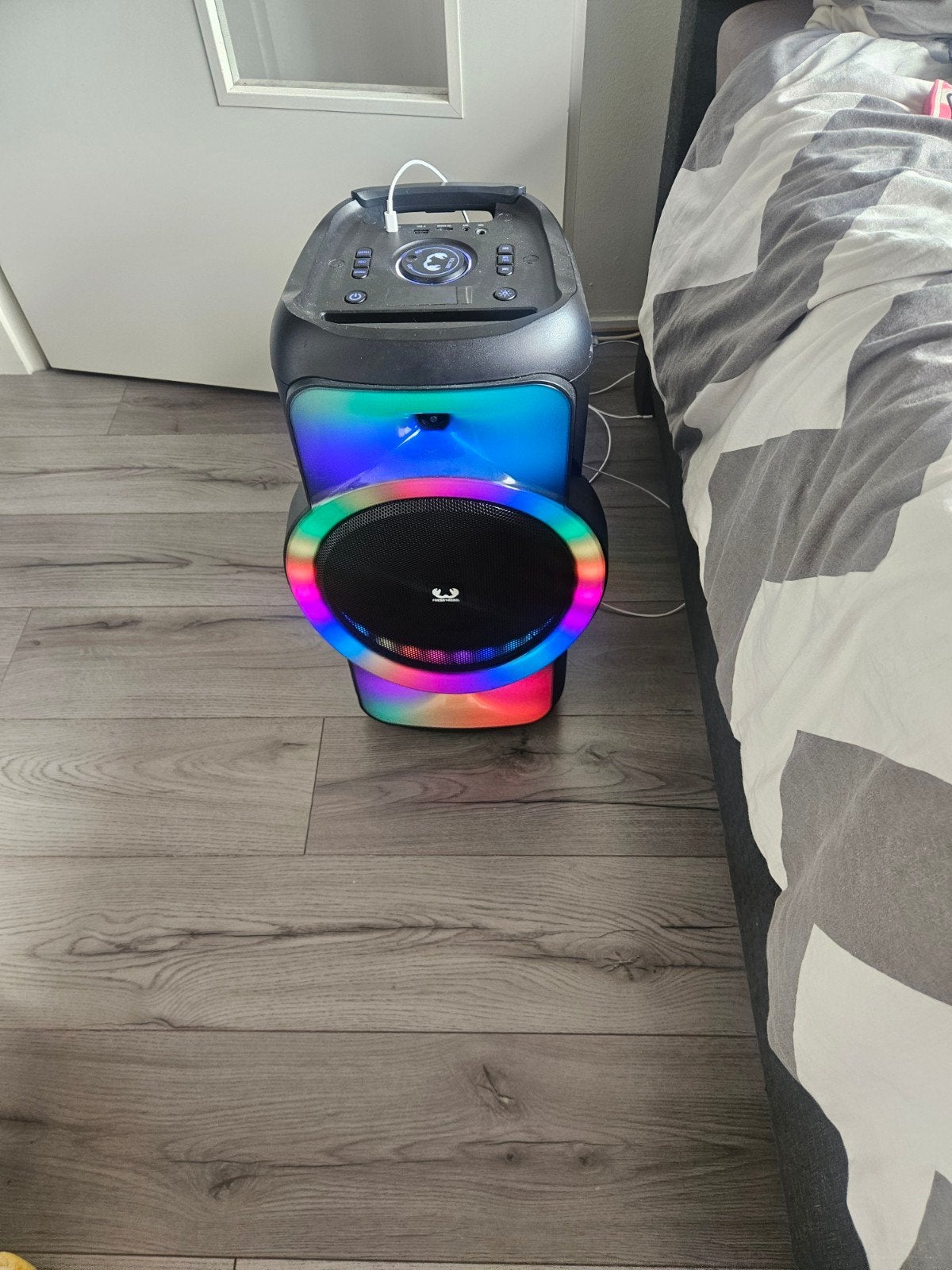 Gebruikt speaker paar met lichteffecten, Audio, Tv en Foto, Luidsprekers, Gebruikt, Party speaker, AUX-ingang, Minder dan 60 watt