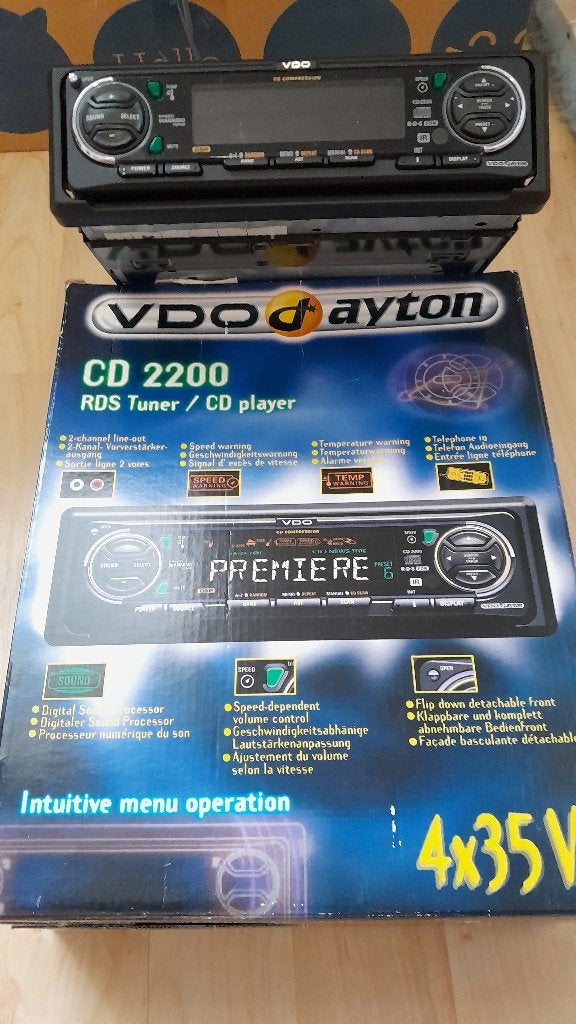 Auto radio cd speler vdo dayton 2200 4 x 35w, Auto diversen, Autoradio's, Ophalen, Zo goed als nieuw