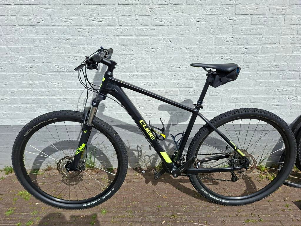 Cube Mountainbike 19 inch met 29 inch wielen en accessoires, Ophalen