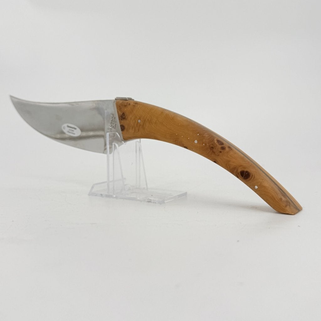 Laguiole en Aubrac Kaasmes Olijfhout | Ongebruikt | In Kist, Flex Ltd., Gebruikt, https://flex.com/contact-us, Nobelstraat 10, 5807 GA Oostrum LB, Limburg, Nederland