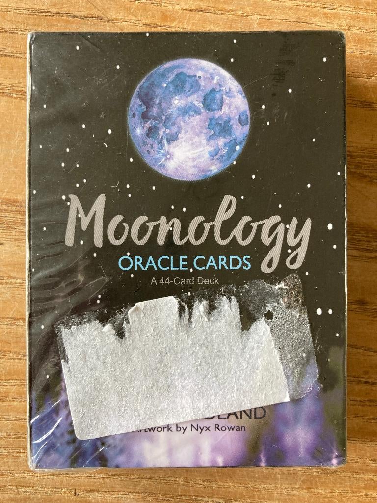 Yasmin Boland - Moonology Oracle Cards 44-Card Deck - nieuw, Boeken, Tarot of Kaarten leggen, Overige typen, Ophalen of Verzenden