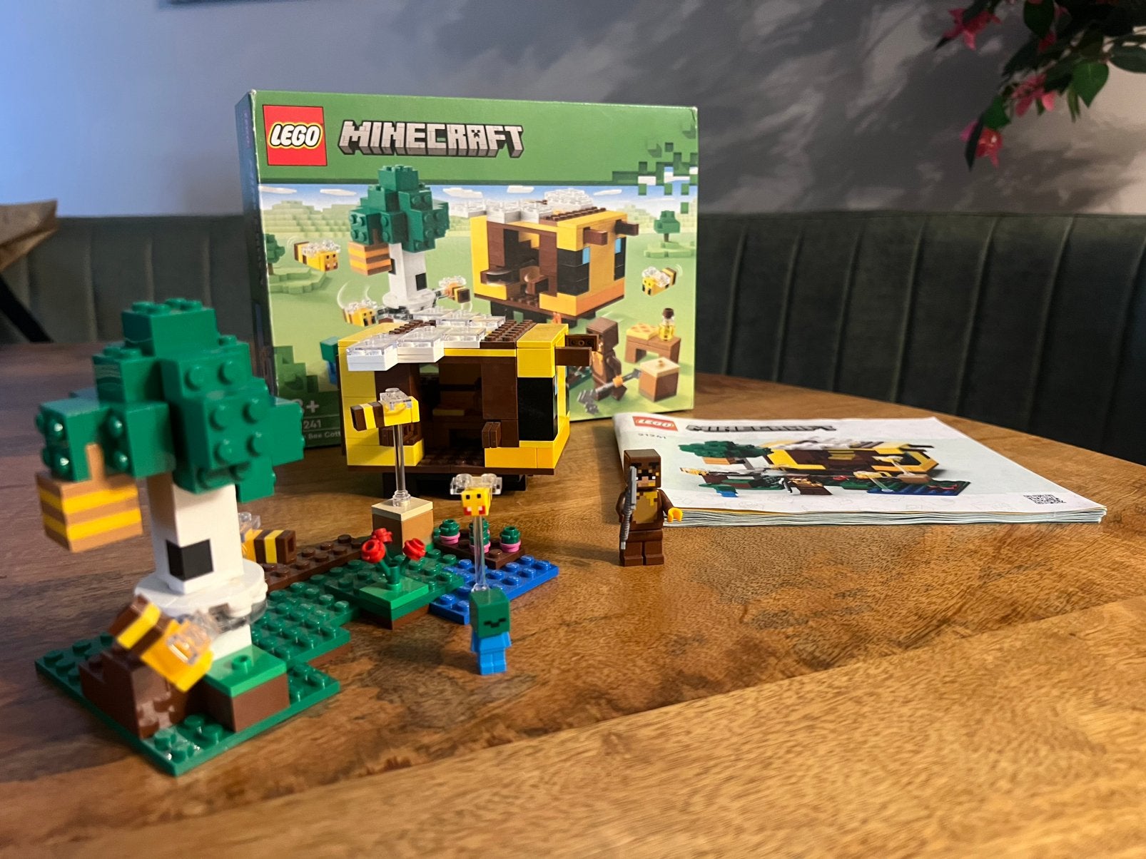 Lego Minecraft 21241, Ophalen of Verzenden, Zo goed als nieuw