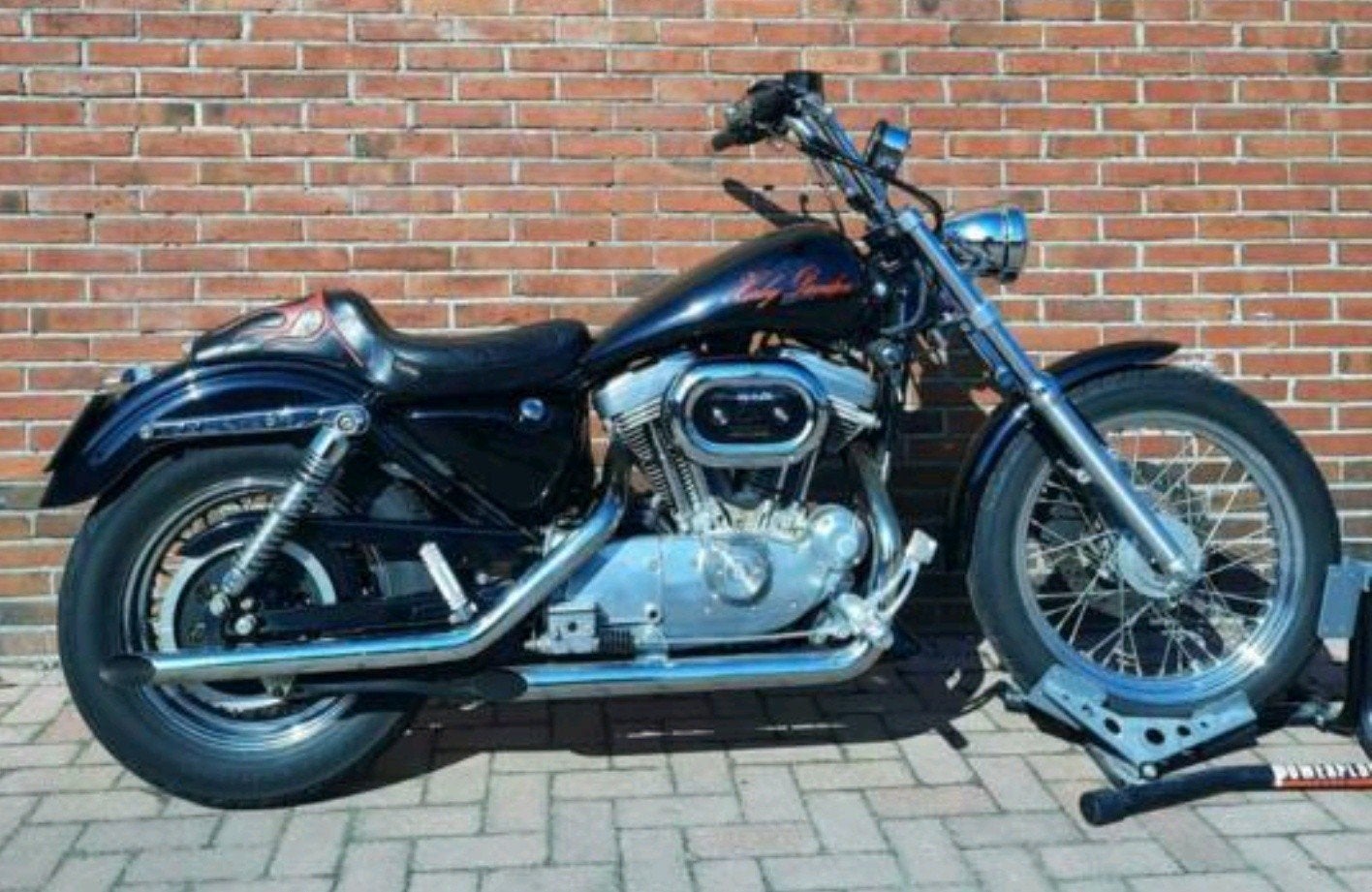 Sportster Ironhead, Eén persoon, December