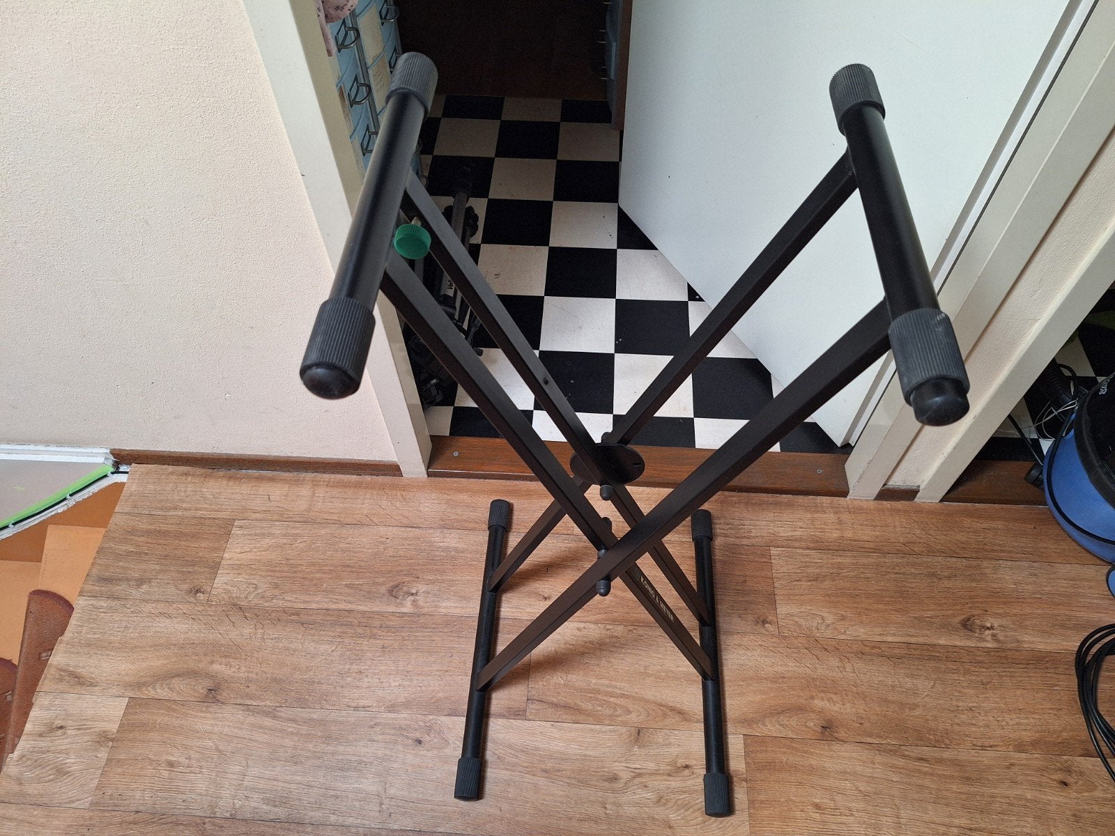 Keyboard standaard, Ophalen, Zo goed als nieuw, 61 toetsen, Overige merken