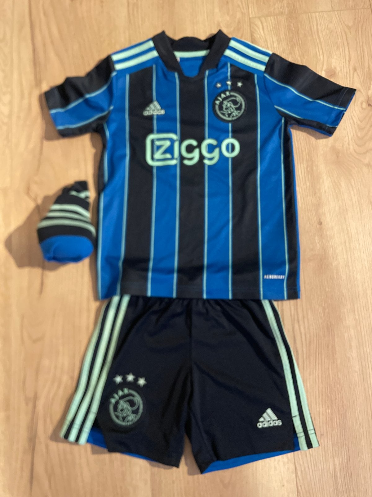 Ajax uit tenue 21/22 kids - shirt 140, broek 128, Ophalen of Verzenden, Gebruikt, Jongen of Meisje