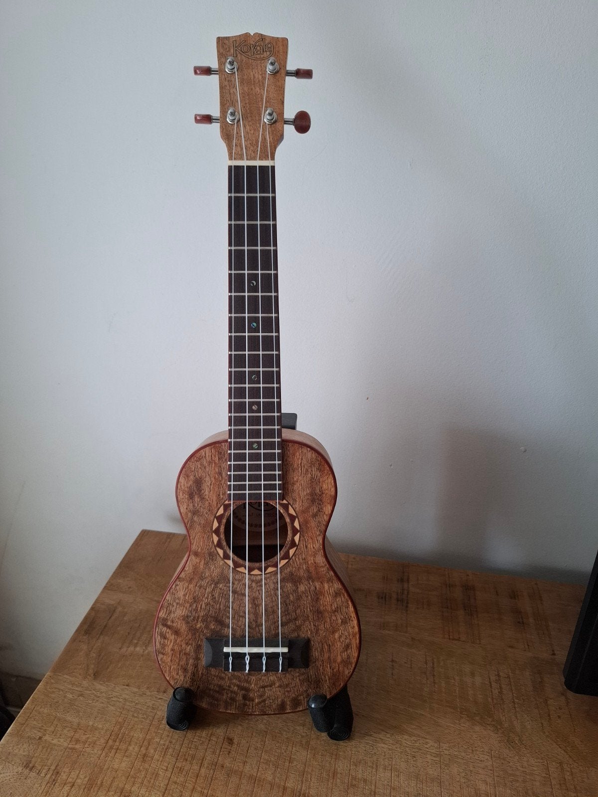 Korala uks-750-cn sopraan ukelele, Ophalen of Verzenden, Zo goed als nieuw, Overige typen