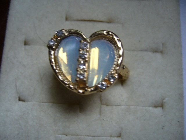 LEUKE RING MET LICHTBLAUWE EDELSTEEN MAAT 17,75 NIEUW, Sieraden, Tassen en Uiterlijk, Ringen, Overige materialen, Nieuw, 17 tot 18