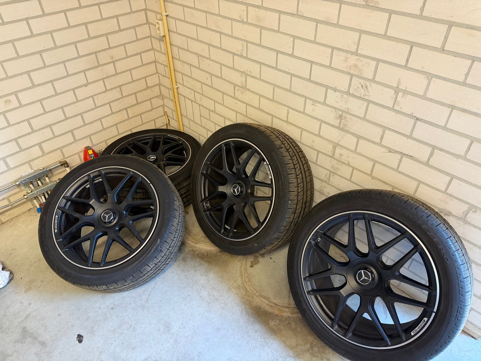 G klasse velgen 22 inch zgan, Ophalen, Gebruikt, 295 mm, Banden en Velgen