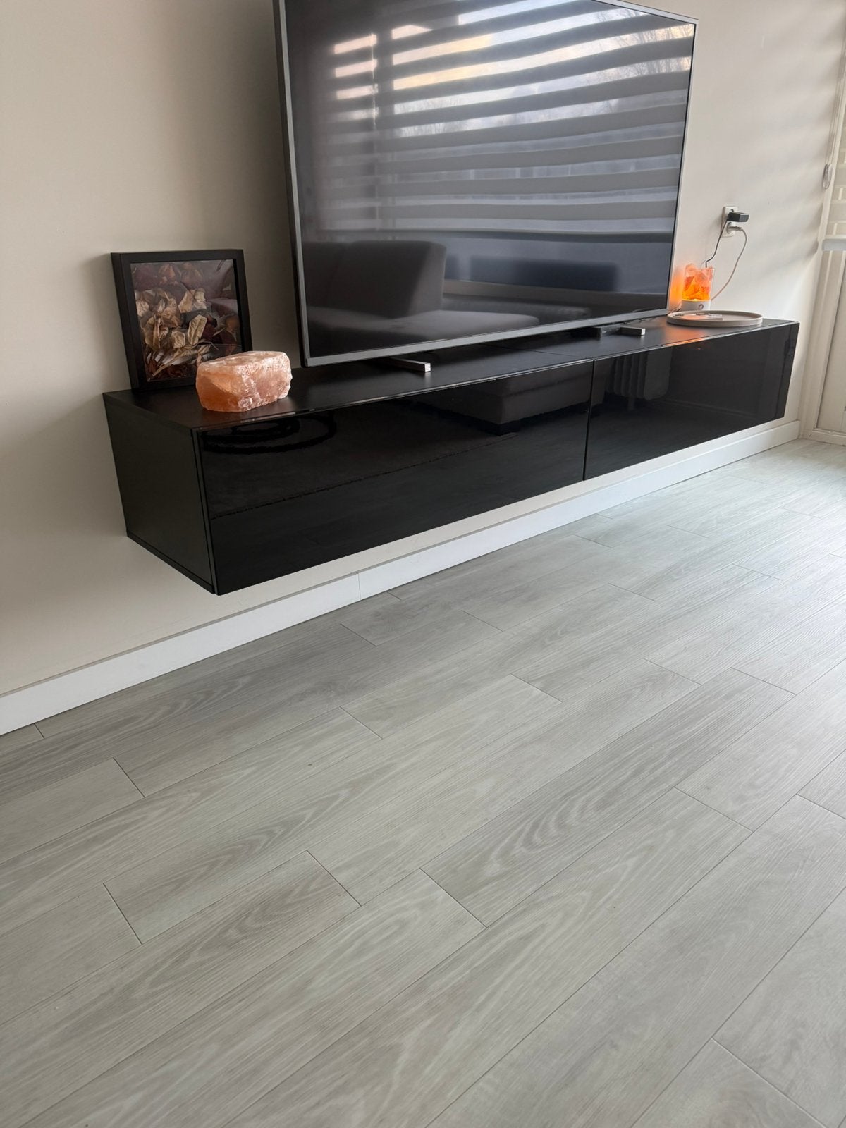 Zwarte tv kast, Ophalen, Zo goed als nieuw, 25 tot 50 cm, Minder dan 100 cm