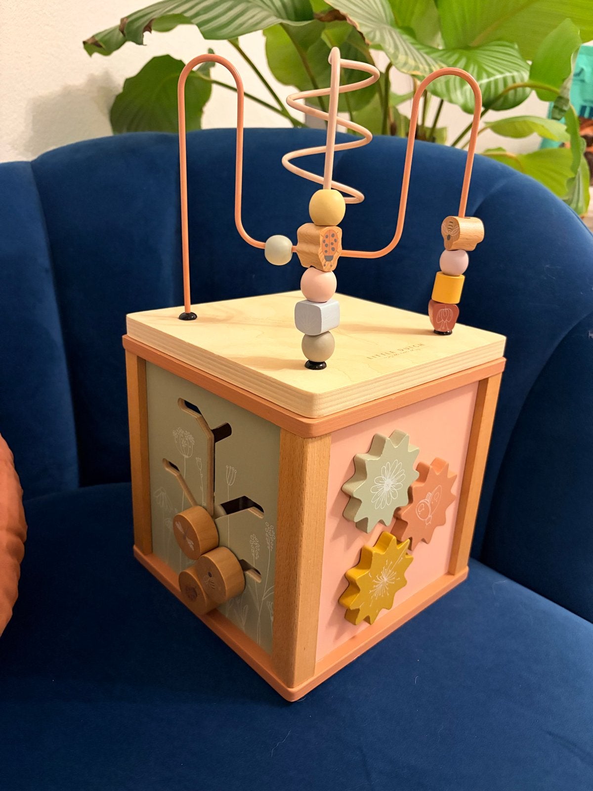 Little Dutch Houten Activiteitenkubus met kralen en vormen, Ophalen of Verzenden, Zo goed als nieuw, Knutselen
