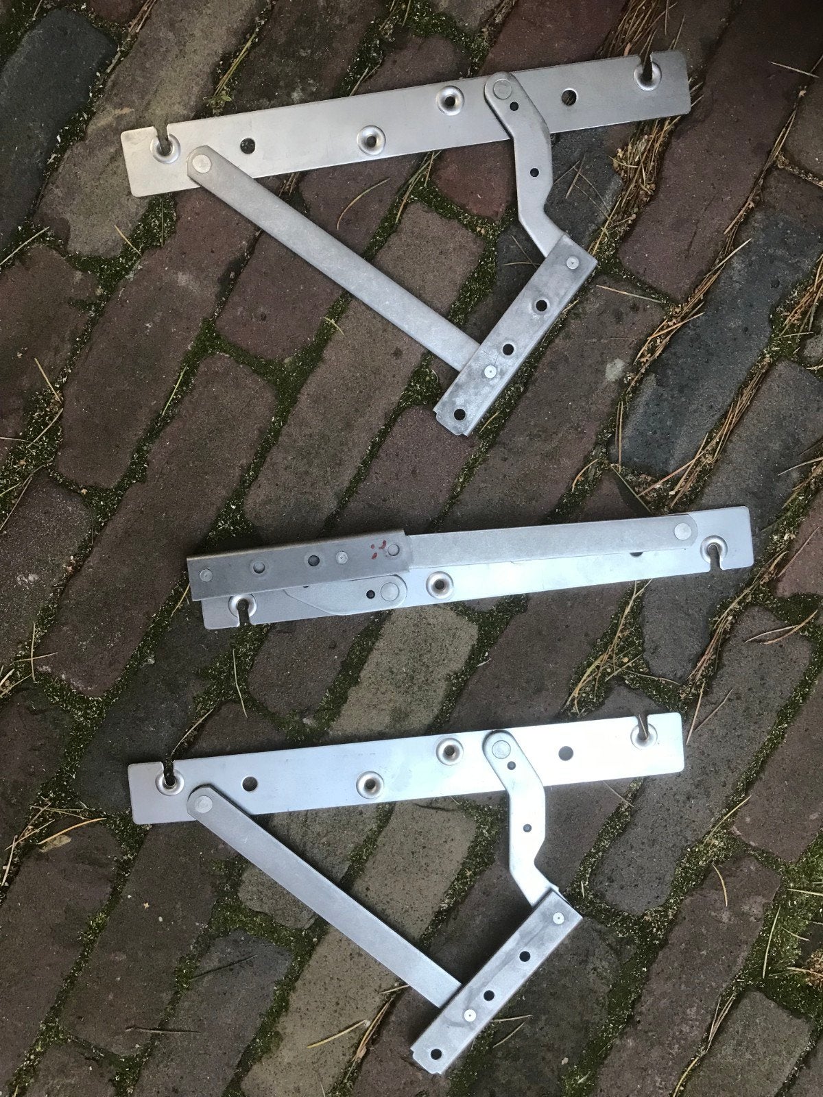 Bijzondere raamsluiting scharnieren, Ophalen of Verzenden, IJzer, Scharnier