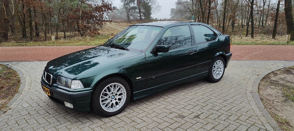 Zeldzame Bmw E36 323ti Compact, 6 cilinder, 170pk, 170000km, Auto's, Oldtimers, Particulier, Airconditioning, Boordcomputer, Centrale vergrendeling