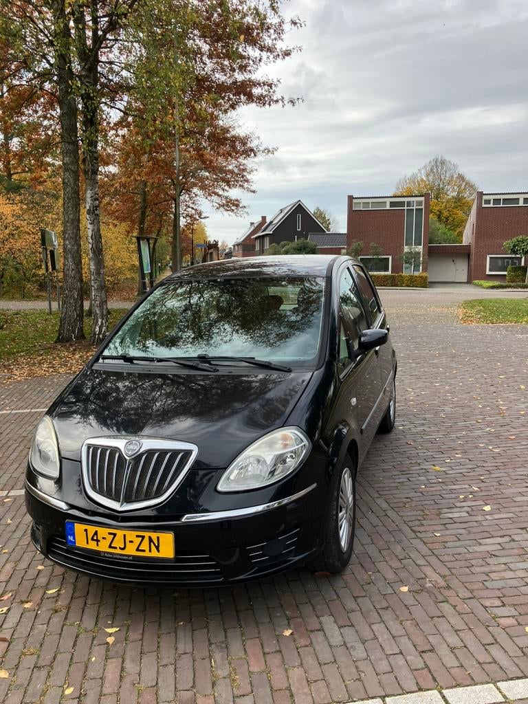 Lancia Musa 1.4 8V 2008 Zwart, Voorwielaandrijving, 4 cilinders, 400 kg, Zwart