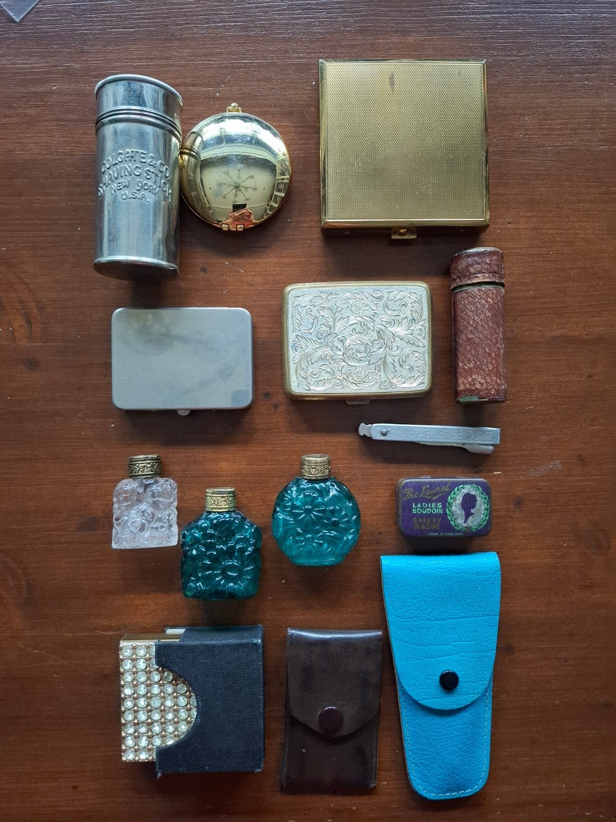Vintage beauty accessoires: parfum, pedicure & poederdoosjes, Ophalen of Verzenden