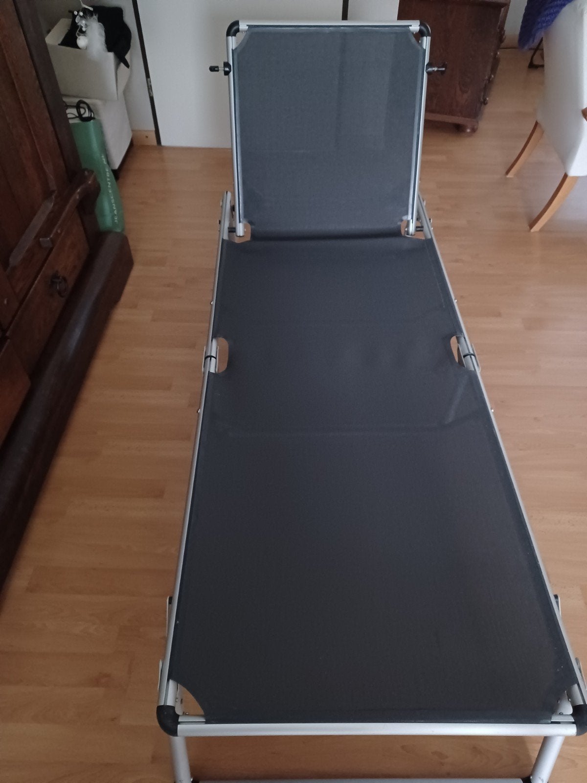 Ligbed met verstelbare rugleuning en zonnescherm, Ophalen, Zo goed als nieuw, Aluminium, Verstelbaar
