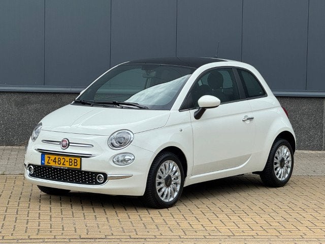 Fiat 500 1.0 Hybrid Dolcevita Panodak, LM velgen (bj 2024), Voorwielaandrijving, 12 maanden, Stof, 4 stoelen
