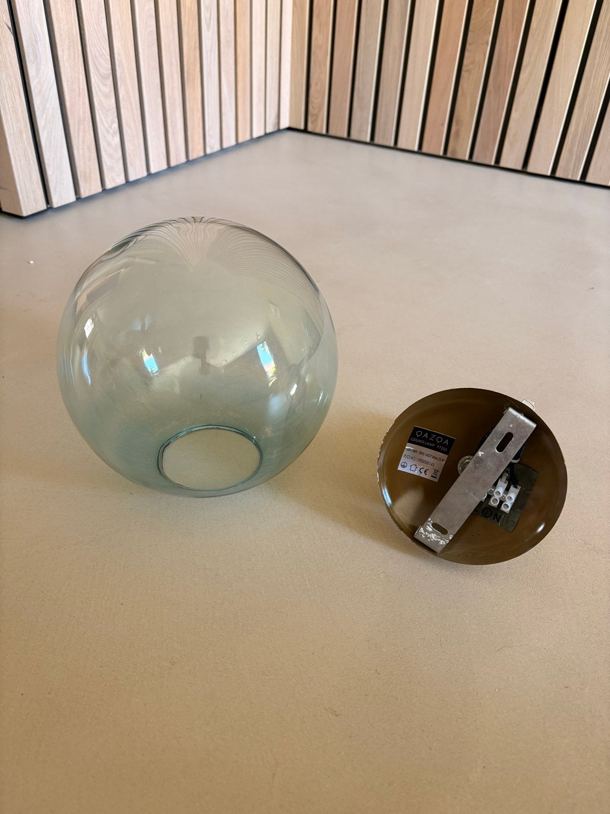QAZQA Plafondlamp met glazen bol - Zo goed als nieuw, Ophalen, Zo goed als nieuw, Glas