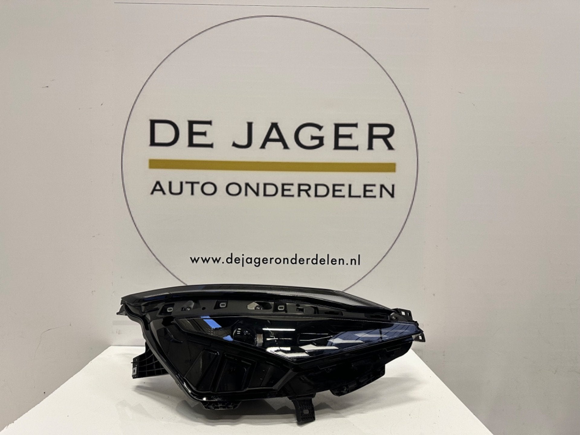 NISSAN QASHQAI J12 FULL LED KOPLAMP 26010HN10A, Auto-onderdelen, Takashima 1-chome 1-1
220-8686  Yokohama, Ophalen of Verzenden
