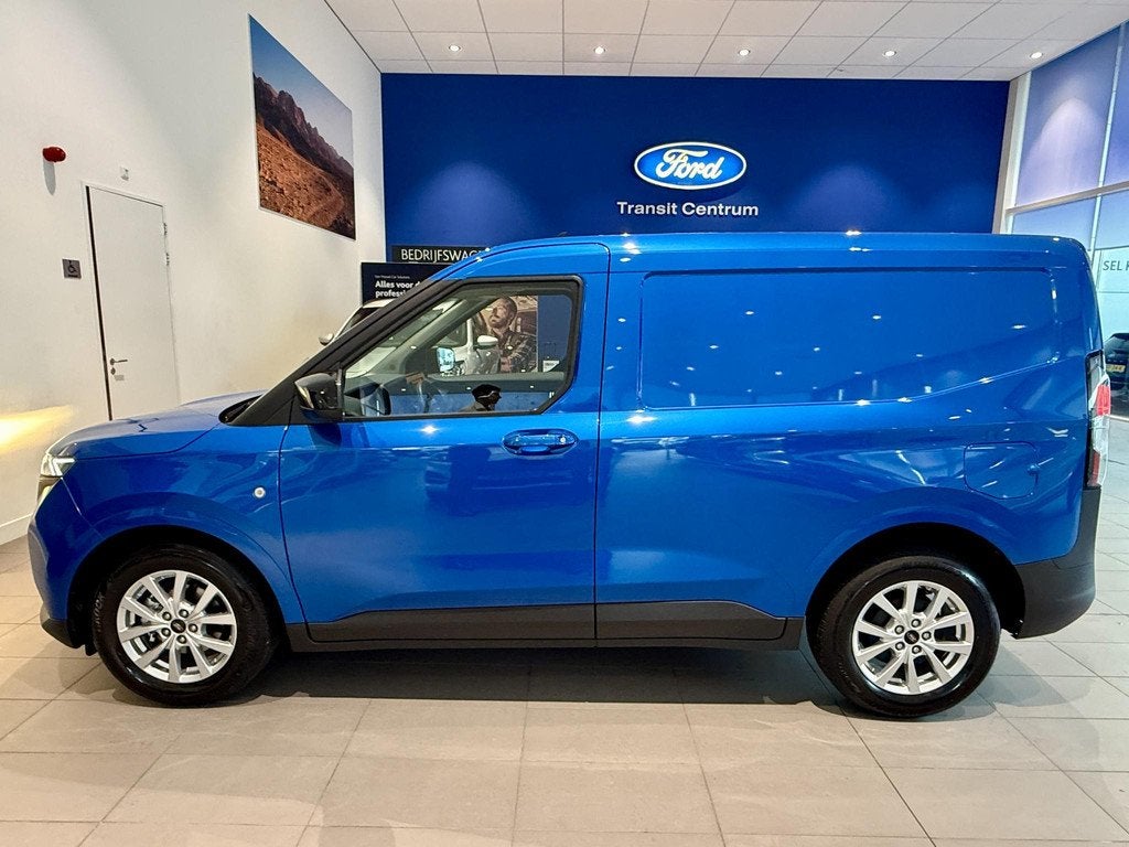 Ford Transit Courier 1.0 EcoBoost Limited Automaat | Navigat, Gebruikt, Met garantie (alle), Blauw, Bedrijf