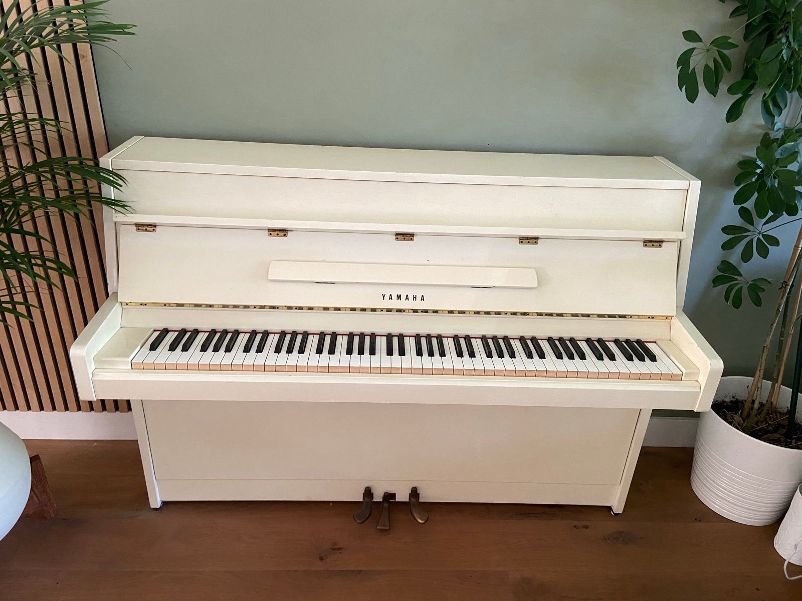 Yamaha piano met bijpassend krukje, Ophalen, Gebruikt, Wit, Piano