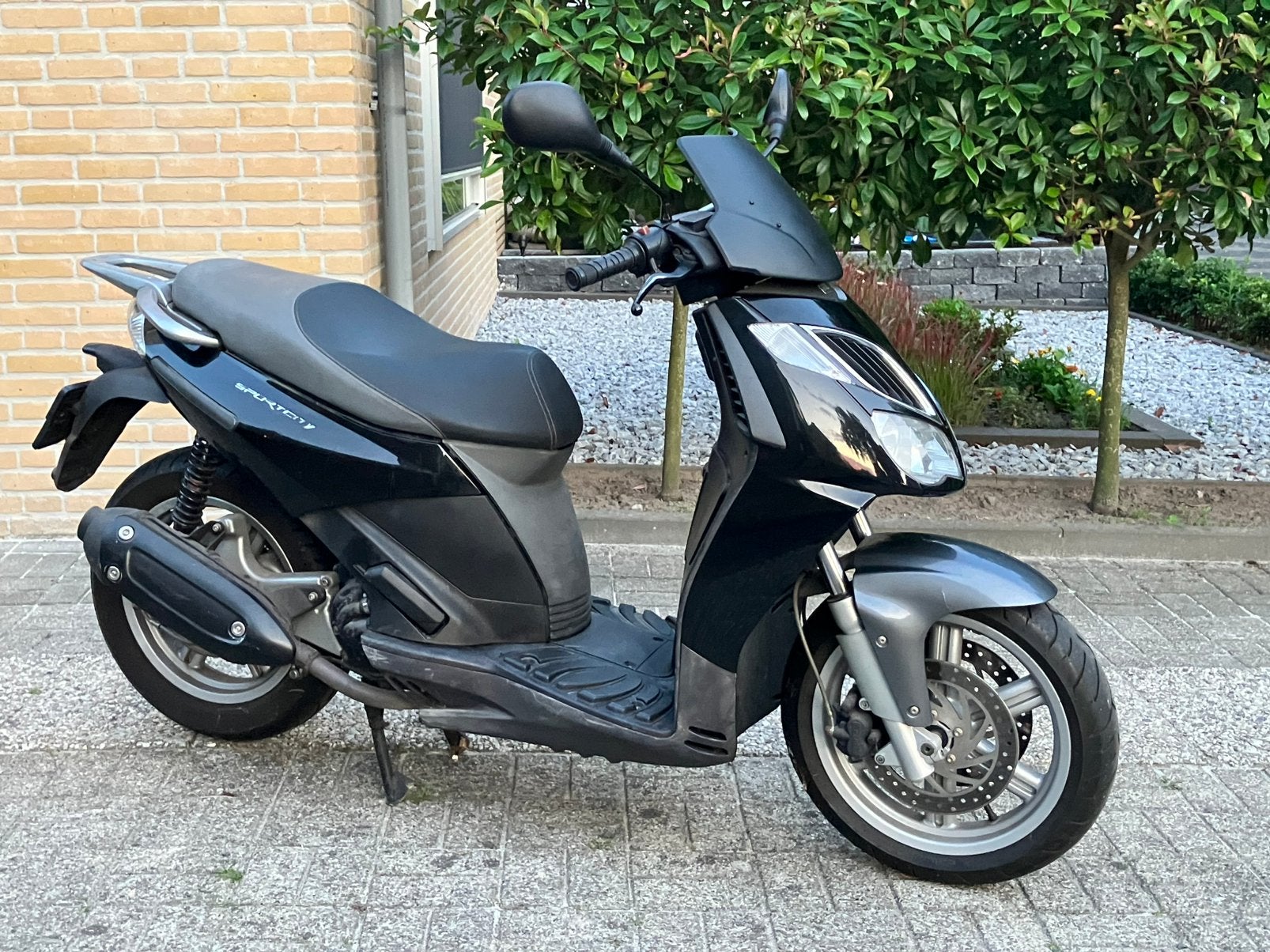 Aprillia Sportcity/Cube motorscooter, Ophalen, Gebruikt, Overige modellen, Benzine