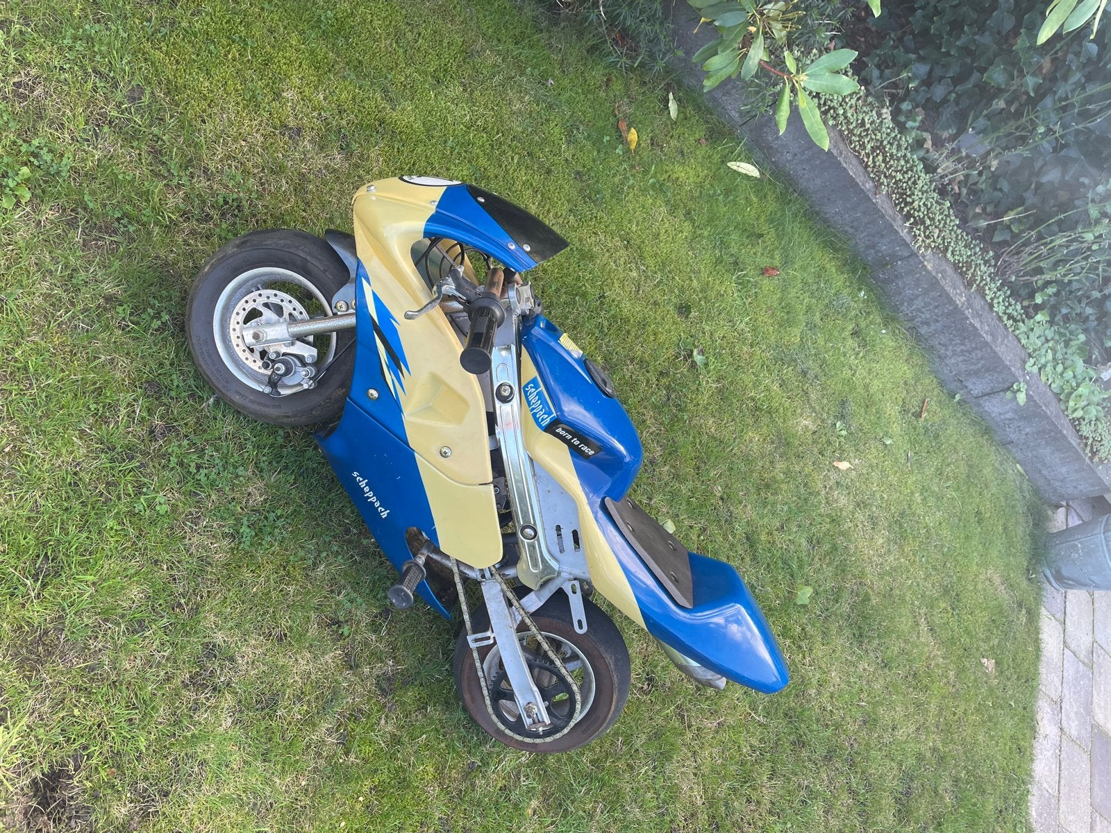 Minibike - Blauw/Geel, Fietsen en Brommers, Ophalen of Verzenden, Gebruikt, Schijfrem, Overige typen